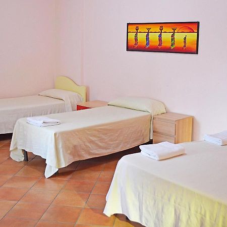 Splash'S Rooms Spadafora Bagian luar foto