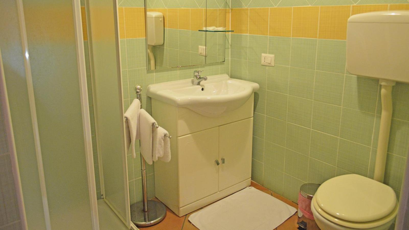 Splash'S Rooms Spadafora Bagian luar foto